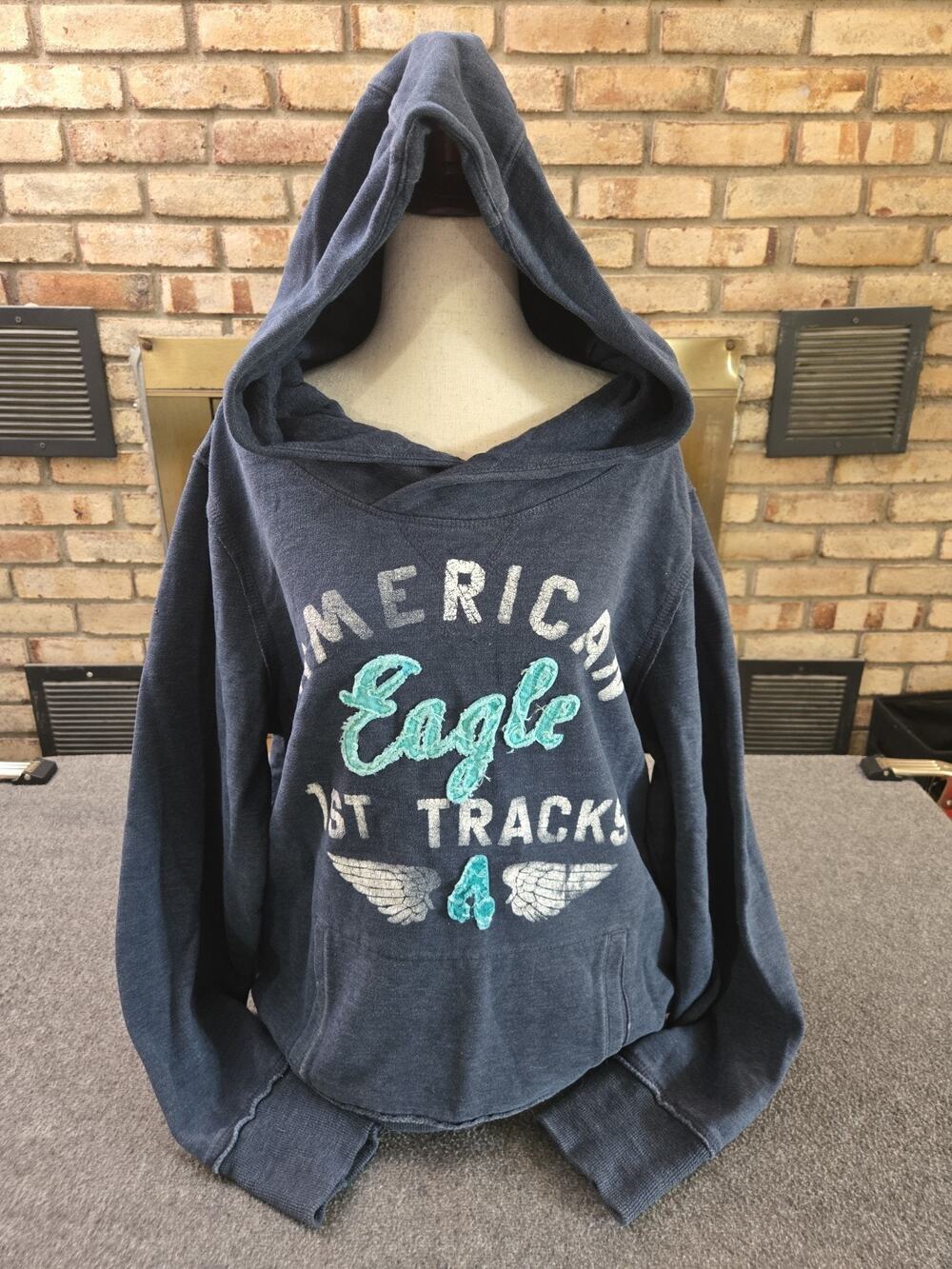 American Eagle Y2K 2011 Distressed Logo Hoodie Sweatshirt Womans Sz 2XL Grunge